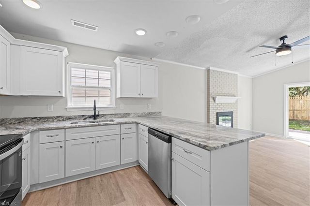 980 Wildflower CT, Virginia Beach, VA 23452