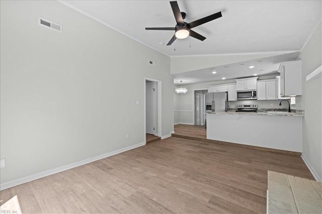 980 Wildflower CT, Virginia Beach, VA 23452