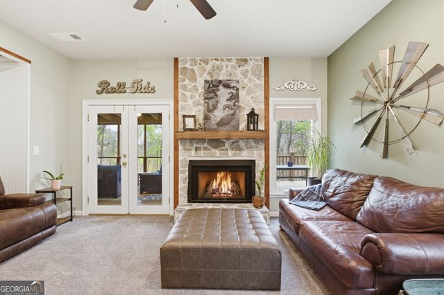 5428 N Cove Road, Gainesville, GA 30504