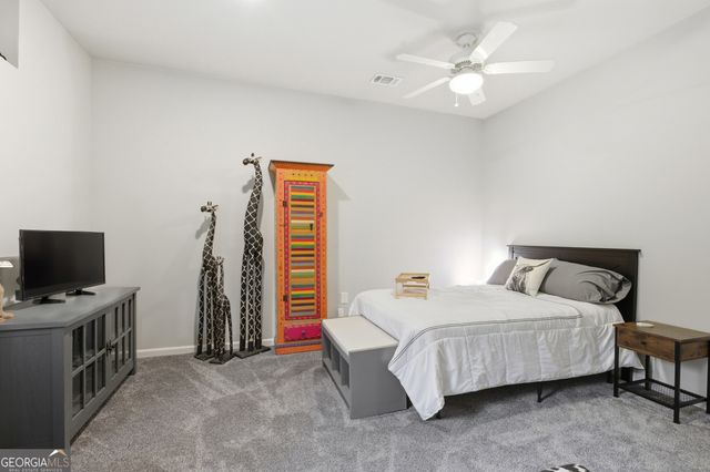 5428 N Cove Road, Gainesville, GA 30504