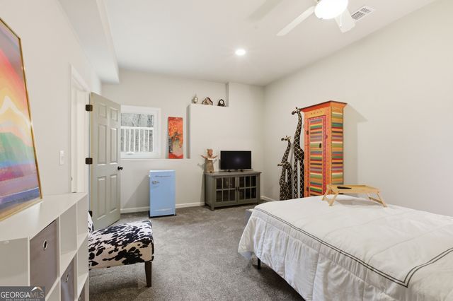 5428 N Cove Road, Gainesville, GA 30504