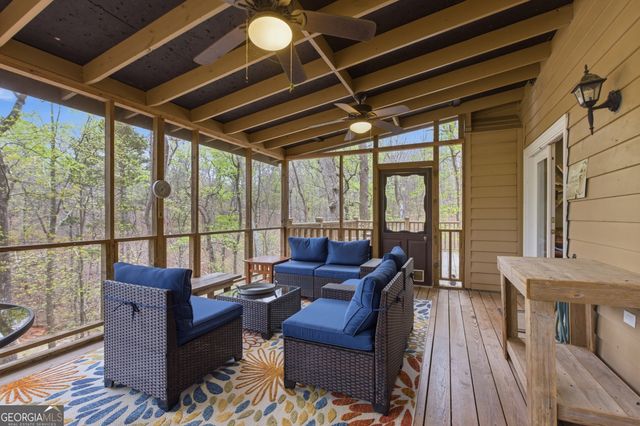 5428 N Cove Road, Gainesville, GA 30504