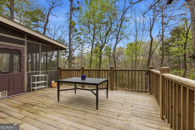 5428 N Cove Road, Gainesville, GA 30504