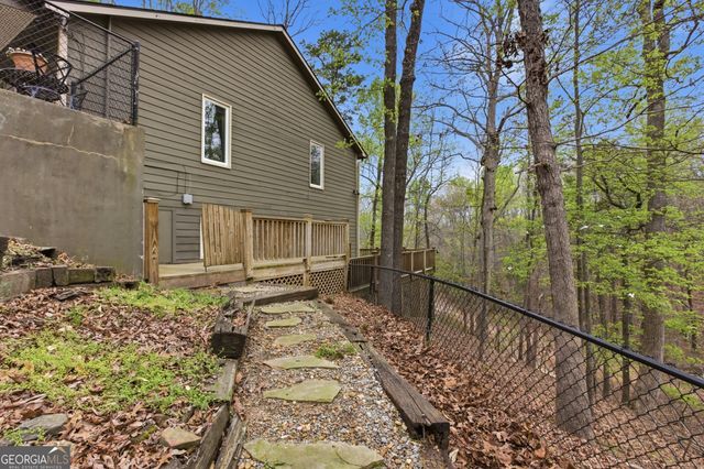 5428 N Cove Road, Gainesville, GA 30504