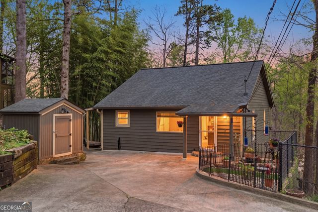 5428 N Cove Road, Gainesville, GA 30504