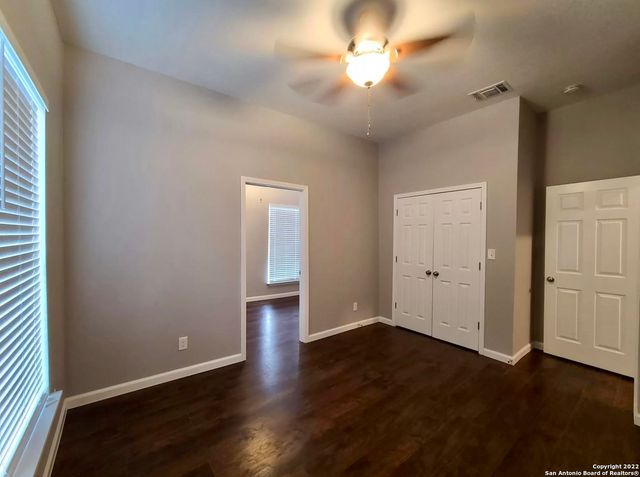 228 Lotus St Unit 201, San Antonio, TX 78210