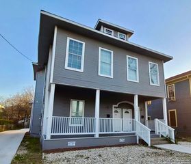 228 Lotus St Unit 201, San Antonio, TX 78210