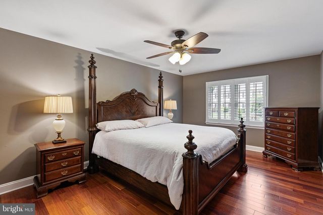 26 LONGSPUR DR, Wilmington, DE 19808