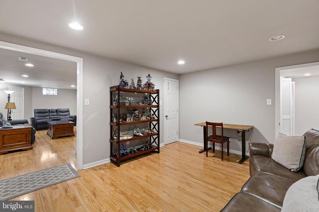 26 LONGSPUR DR, Wilmington, DE 19808
