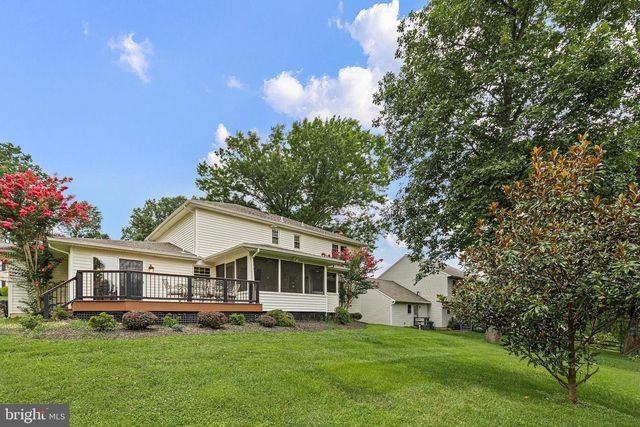 26 LONGSPUR DR, Wilmington, DE 19808