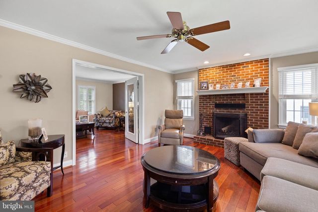 26 LONGSPUR DR, Wilmington, DE 19808