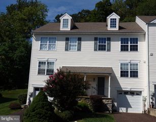 4574 LOUISE SAINT CLAIRE DR, Doylestown, PA 18902