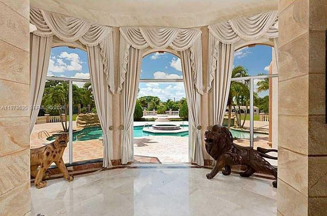 21579 Cartagena Drive, Boca Raton, FL 33428