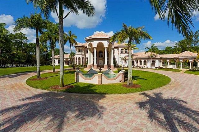 21579 Cartagena Drive, Boca Raton, FL 33428