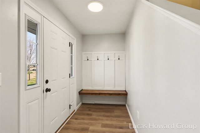 59587 Silvergrass Drive, Mattawan, MI 49071