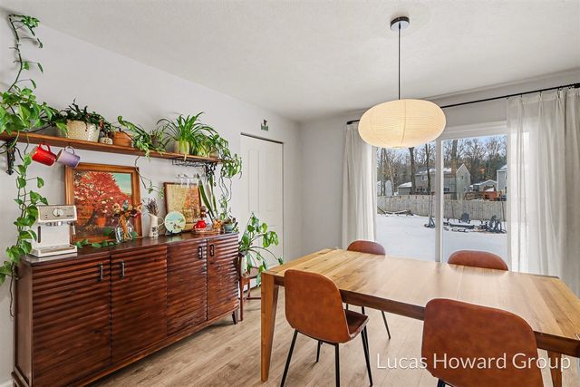 59587 Silvergrass Drive, Mattawan, MI 49071