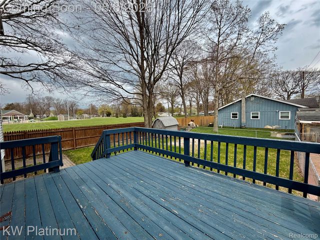 2616 21st Avenue, Port Huron, MI 48060