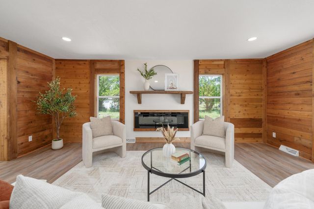 3443 N Gilda, Wichita, KS 67205