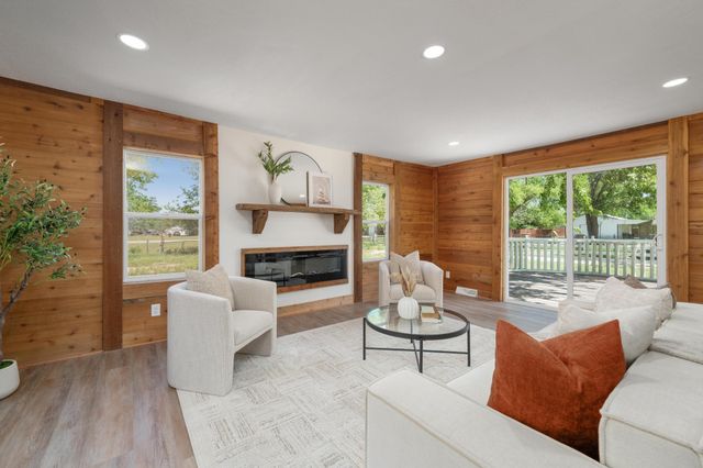 3443 N Gilda, Wichita, KS 67205