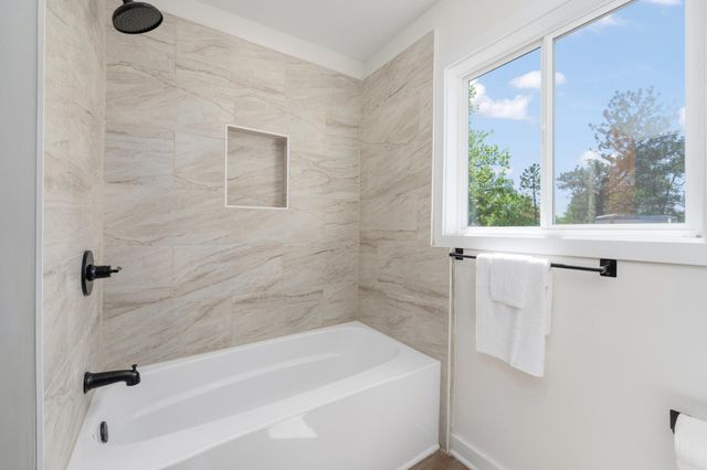 3443 N Gilda, Wichita, KS 67205