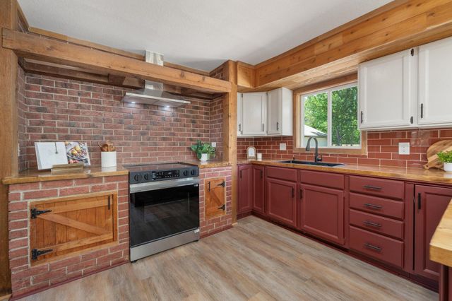 3443 N Gilda, Wichita, KS 67205