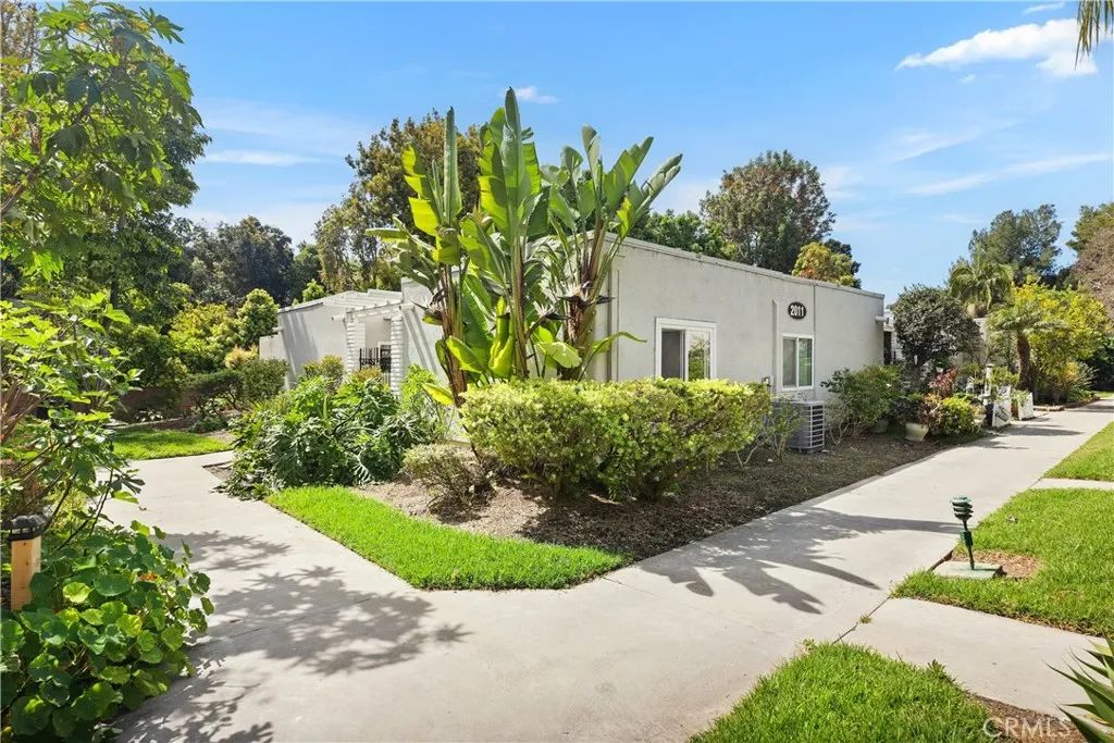 2011 Via Mariposa West A, Laguna Woods, CA 92637