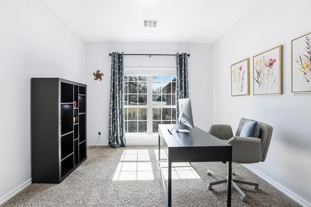 9950 Stone Crest Circle, Edmond, OK 73034