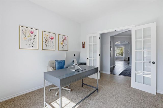 9950 Stone Crest Circle, Edmond, OK 73034