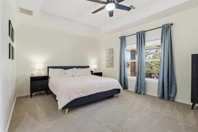 9950 Stone Crest Circle, Edmond, OK 73034