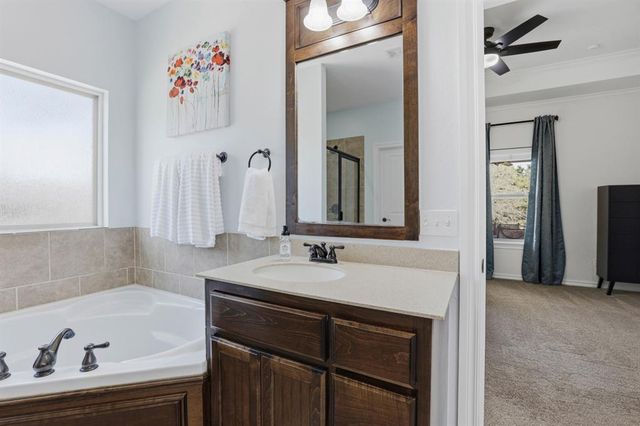 9950 Stone Crest Circle, Edmond, OK 73034