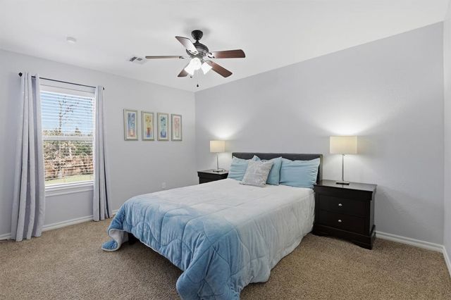 9950 Stone Crest Circle, Edmond, OK 73034