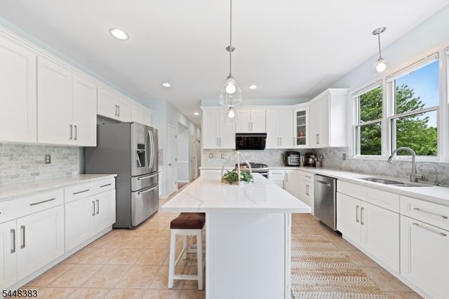 93 Hills Dr, Montgomery Twp., NJ 08502