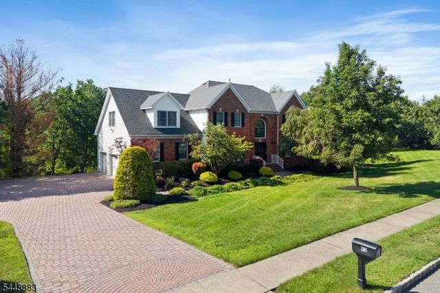 93 Hills Dr, Montgomery Twp., NJ 08502