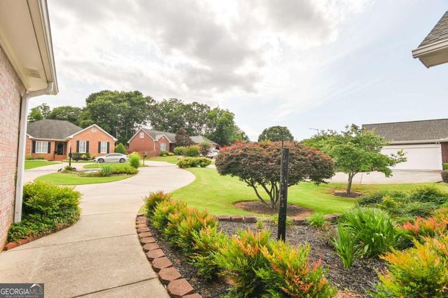 645 Saint Ives Drive, Athens, GA 30606