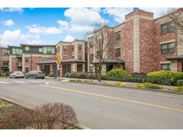 2454 Nw WESTOVER Rd 102, Portland, OR 97210