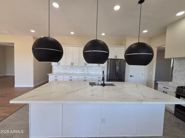 10114 S 43RD Avenue, Laveen, AZ 85339