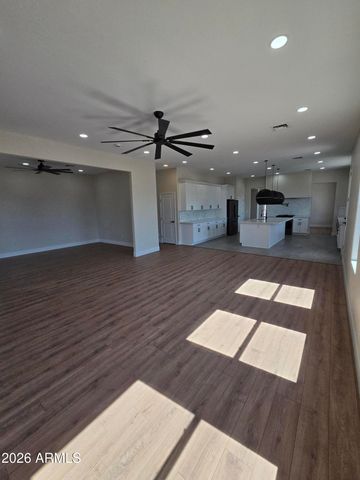 10114 S 43RD Avenue, Laveen, AZ 85339