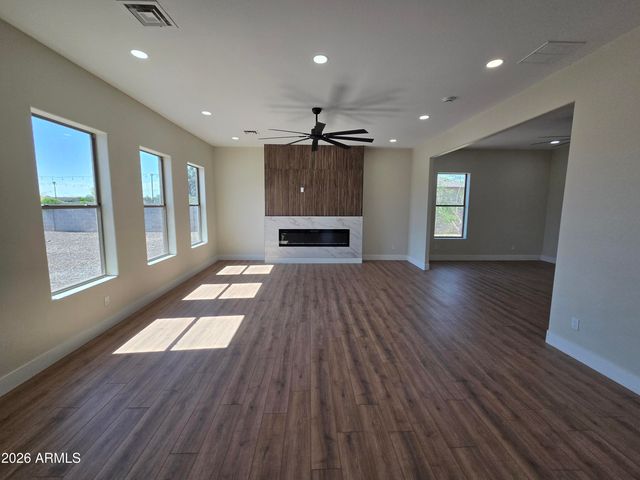 10114 S 43RD Avenue, Laveen, AZ 85339