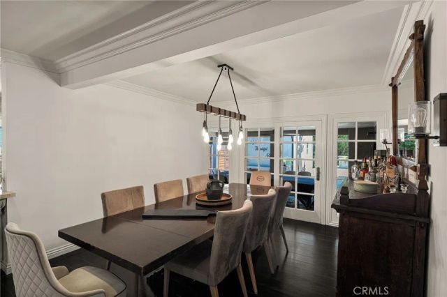 5330 Natick, Sherman Oaks, CA 91411
