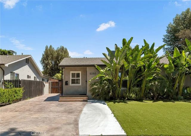 5330 Natick, Sherman Oaks, CA 91411