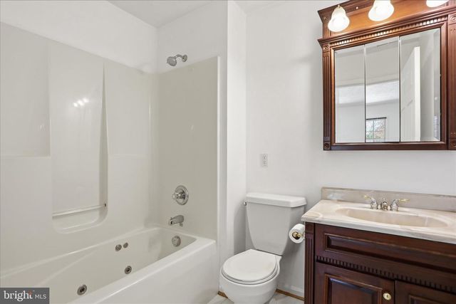 1038 MATTHEW CT, Hagerstown, MD 21742
