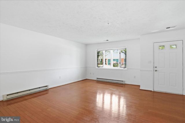 1038 MATTHEW CT, Hagerstown, MD 21742