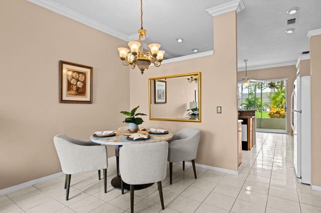 656 LAKE WELLINGTON Drive, Wellington, FL 33414