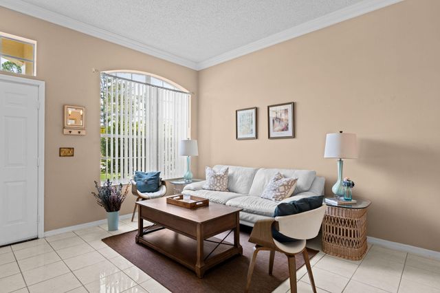 656 LAKE WELLINGTON Drive, Wellington, FL 33414