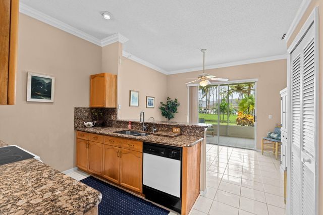 656 LAKE WELLINGTON Drive, Wellington, FL 33414