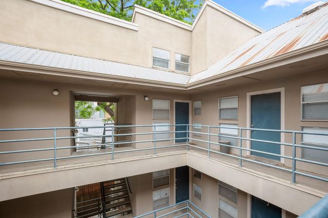 2311 Nueces ST 303, Austin, TX 78705