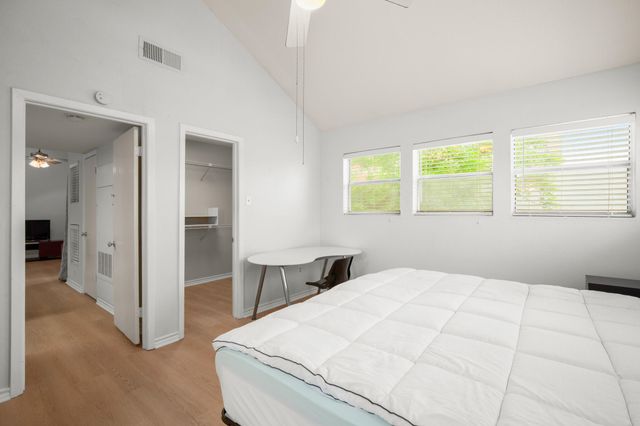 2311 Nueces ST 303, Austin, TX 78705