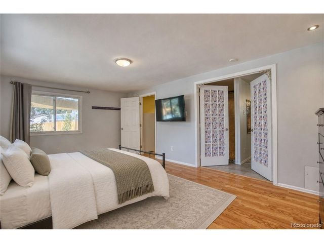 1166 White Elm Dr, Loveland, CO 80538