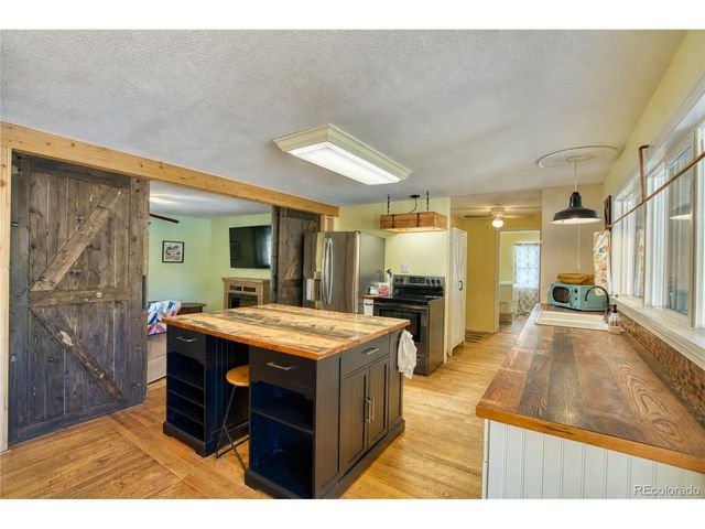 1166 White Elm Dr, Loveland, CO 80538