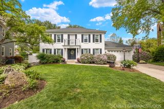 25W773 Sunnyridge Court, Wheaton, IL 60189